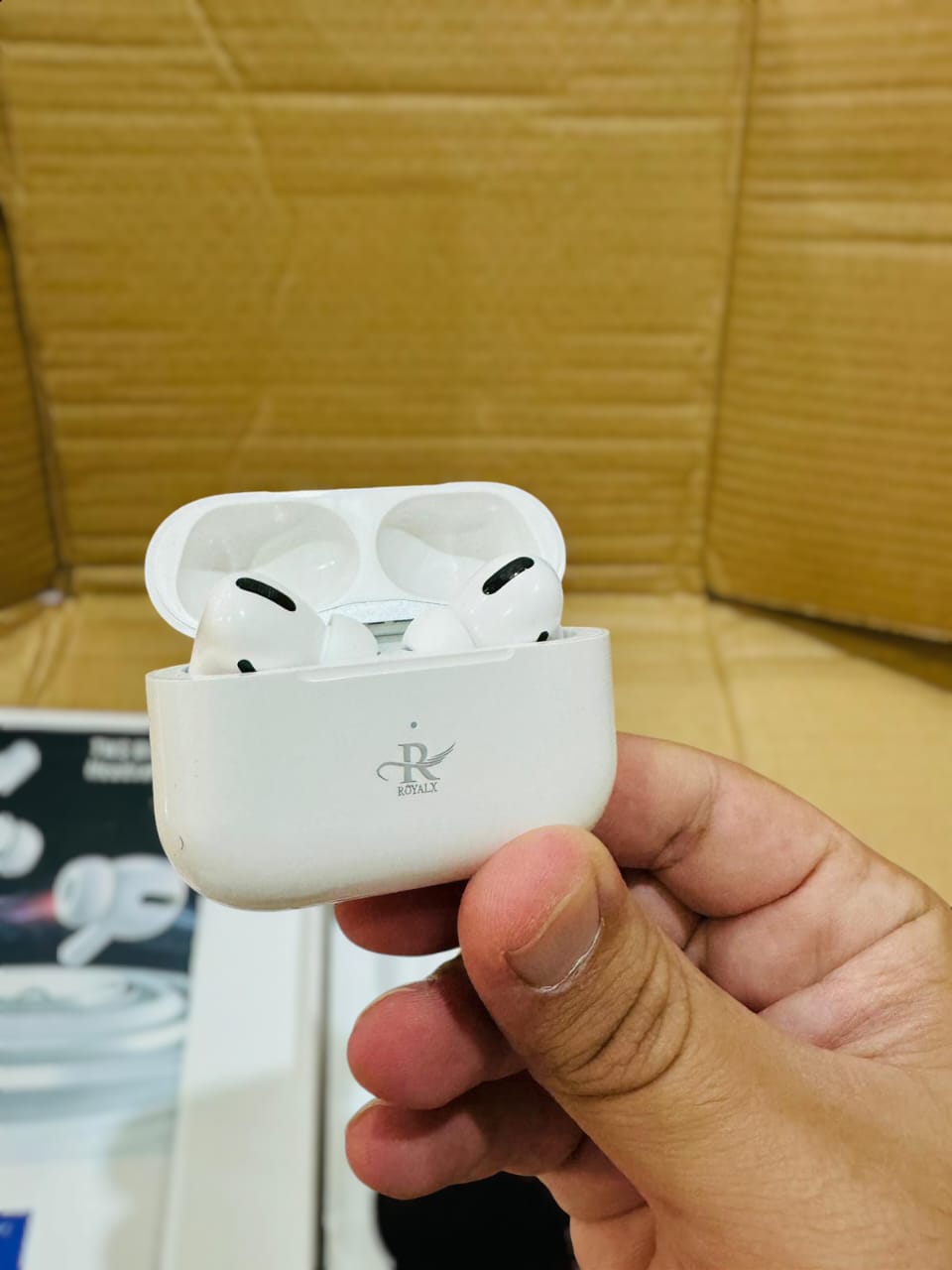 RoyalX Airpods RBT-200