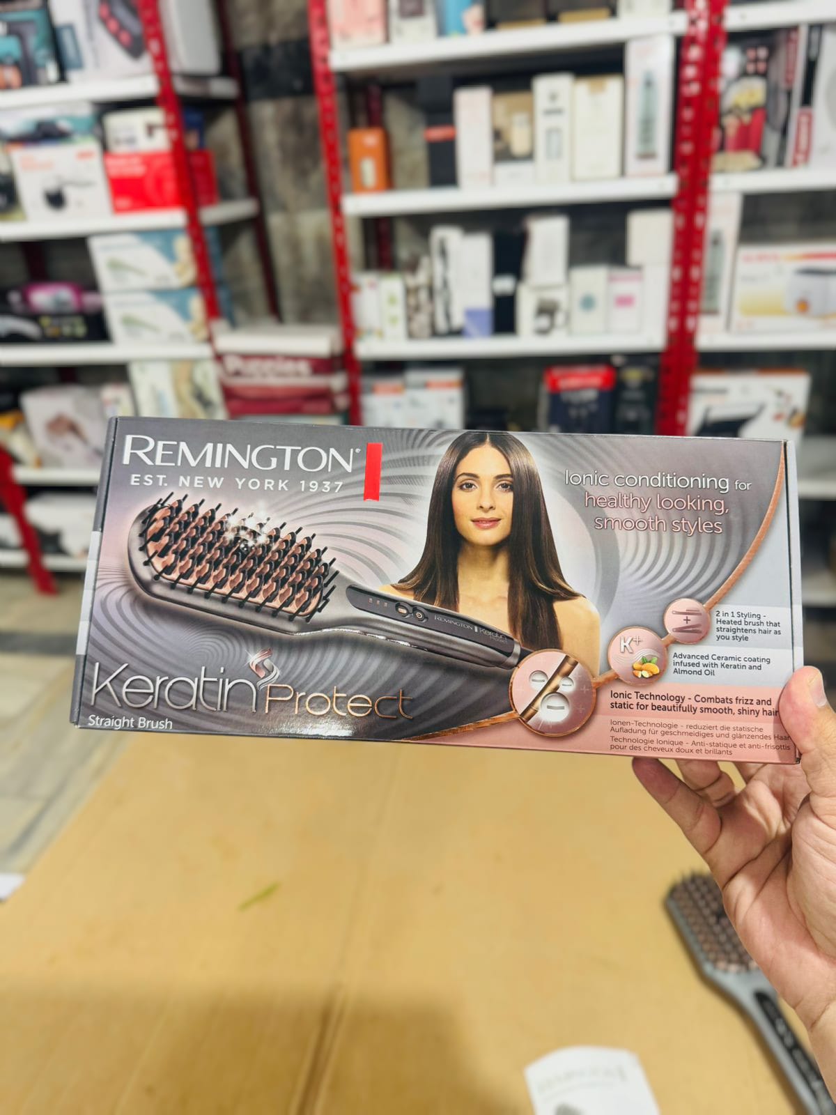 Remington Keratin Protect Straightener Brush