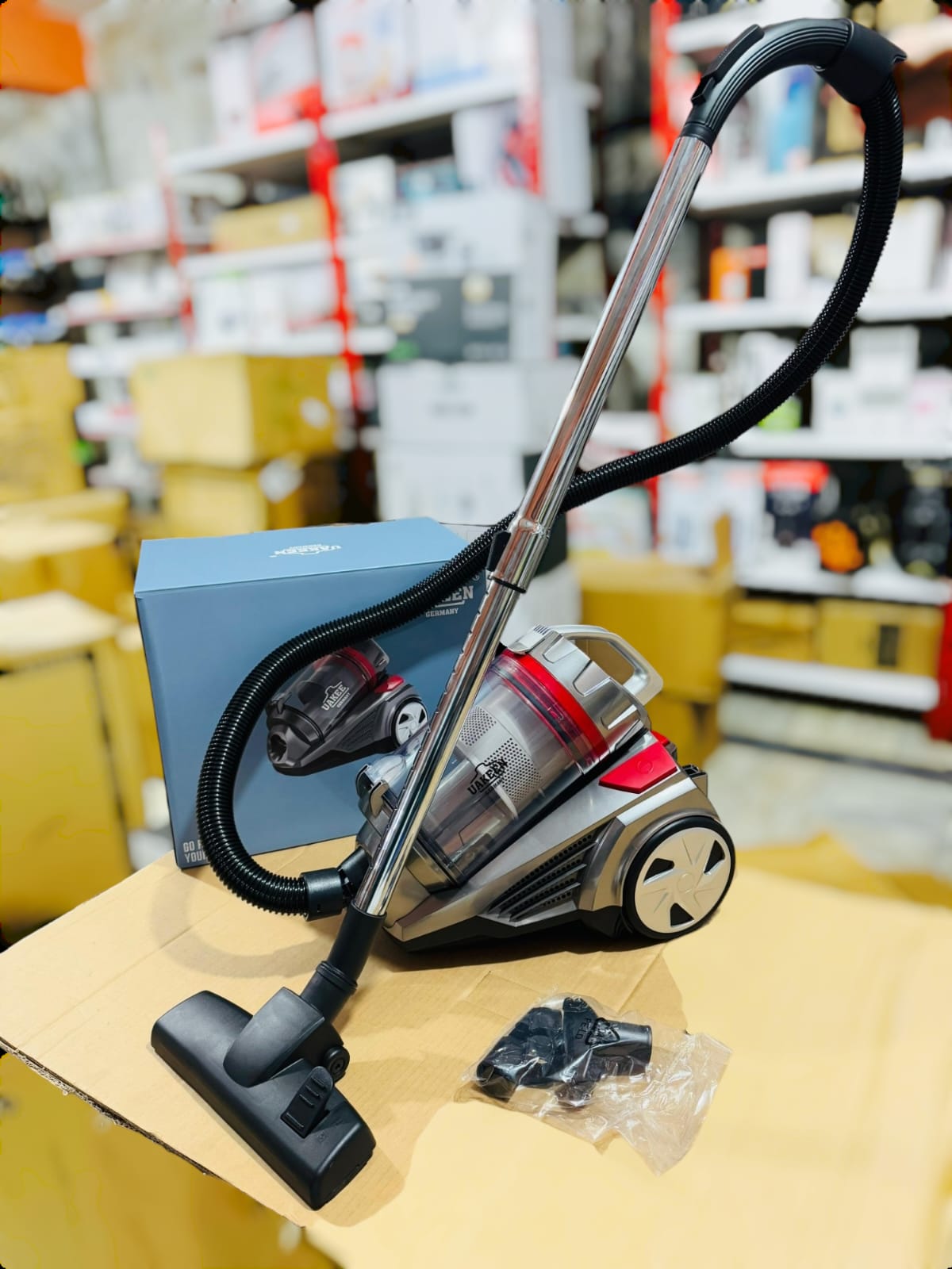 Uakeen Germany 3L Cyclonic Vacuum Cleaner ZL-905